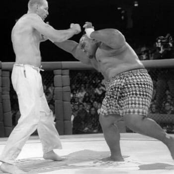 the first UFC fight in the 90s