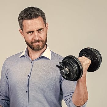 Holding a dumbbell after taking nootropics