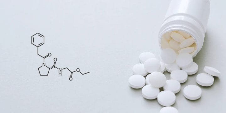 The graphic for noopept with white pills on the side