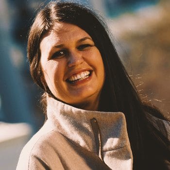 Sarah Huckabee Sanders’ Weight Loss Story (Secrets Revealed)