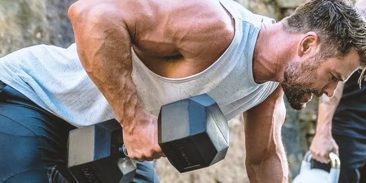 Chris Hemsworth working out for 10 minutes